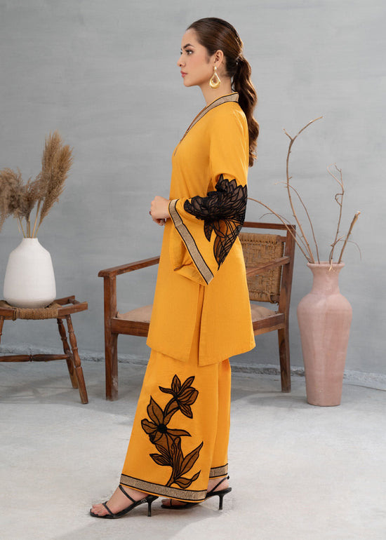Almond Embroidery Co-Ord Set – ElegantOutfit