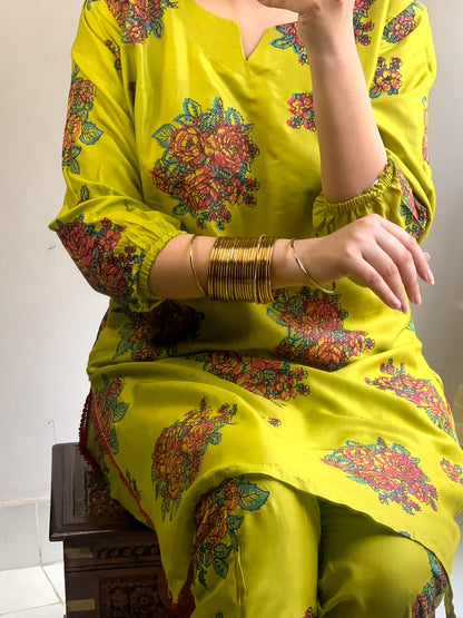 New Gulaab Print Dress – Chic Floral Pattern for Every Occasion