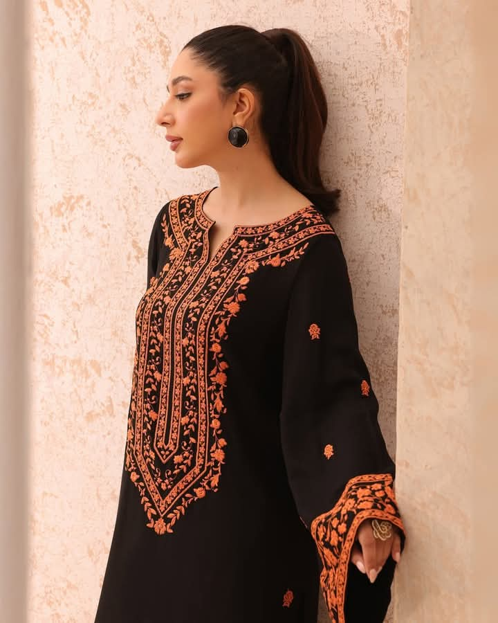 ZOUQ EMBROIDERED - 2 PIECE