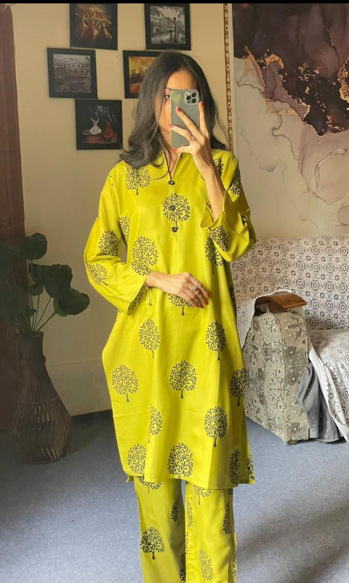 tree printed 2pcs suit
