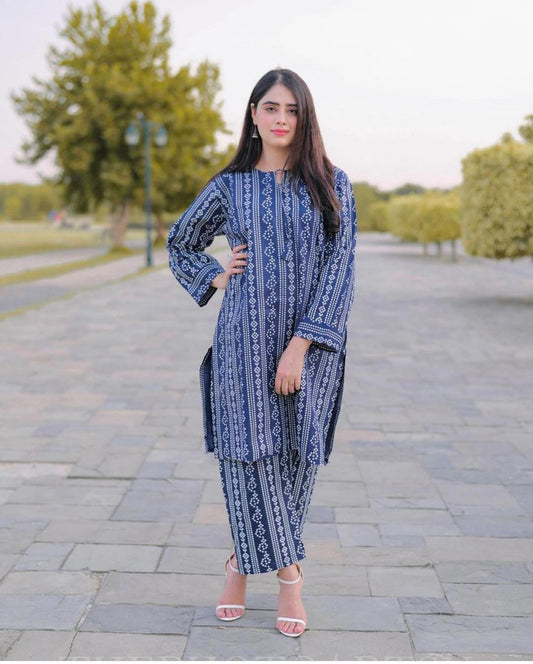 \Chunnari Essentials: Classic Dresses for Everyday Style\""